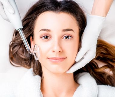 Дарсонвализация головы и лица